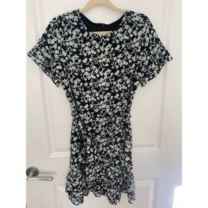 Short sleeve dress!